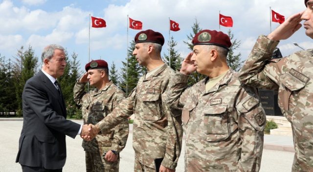 Akar’dan bordo  berelilere ziyaret