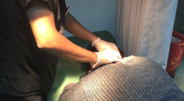 Akrabalar düğünde birbirlerine girdi: 4 yaralı Akrabalar düğünde birbirlerine girdi: 4 yaralı