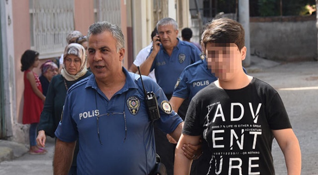 Annesiyle tartışan babasını bıçaklayıp, öldürdü