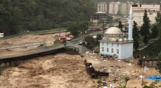 Artvin'in Borçka ilçesinde sel Artvin'in Borçka ilçesinde sel