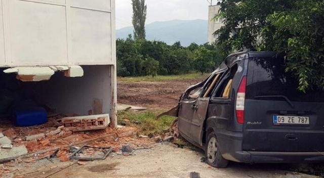 Aydın'da feci kaza! Kimse ne olduğunu anlayamadı Aydın'da feci kaza! Kimse ne olduğunu anlayamadı