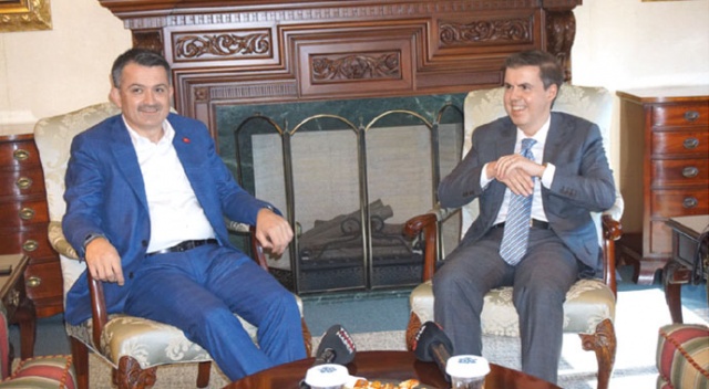 Bakan Pakdemirli'den, İhlas Holding'e ziyaret Bakan Pakdemirli'den, İhlas Holding'e ziyaret