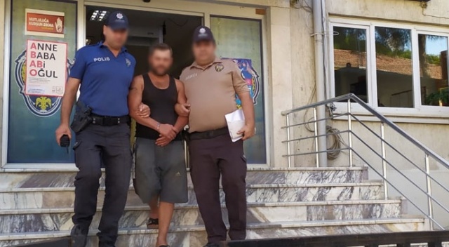 Bekçisi olduğu bahçeden 900 kilogram incir çalan kişi tutuklandı Bekçisi olduğu bahçeden 900 kilogram incir çalan kişi tutuklandı