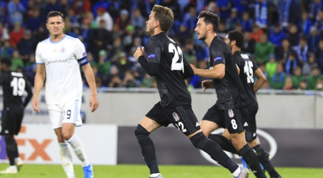 Beşiktaş son dakikada yıkıldı! (Slovan Bratislava 4-2 Beşiktaş) Beşiktaş son dakikada yıkıldı! (Slovan Bratislava 4-2 Beşiktaş)