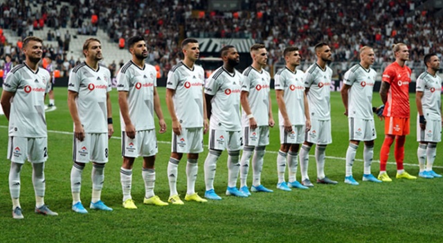Beşiktaş&#039;tan Fenerbahçe ve Galatasaray&#039;a büyük fark