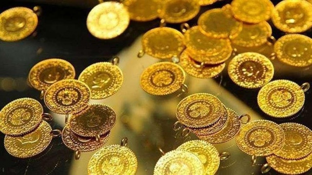 Çeyrek altın 454 lira oldu Çeyrek altın 454 lira oldu