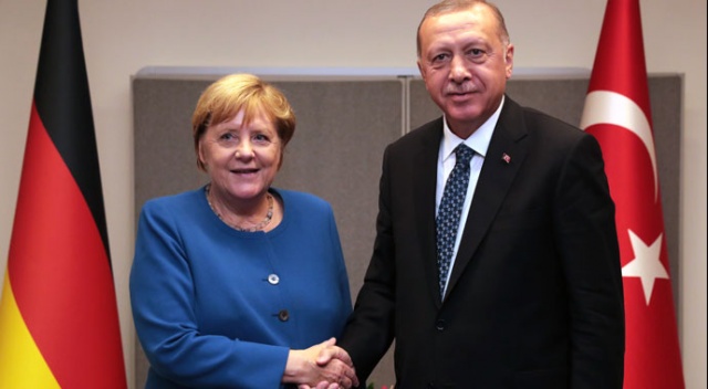 Cumhurbaşkanı Erdoğan, Angela Merkel'i kabul etti Cumhurbaşkanı Erdoğan, Angela Merkel'i kabul etti