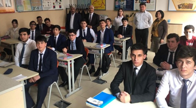 Cumhurbaşkanı Erdoğan'ın talimatıyla kurulan lise örnek oldu Cumhurbaşkanı Erdoğan'ın talimatıyla kurulan lise örnek oldu