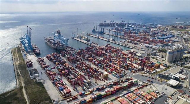 Dış ticaret açığı 8 ayda yüzde 61,3 düştü