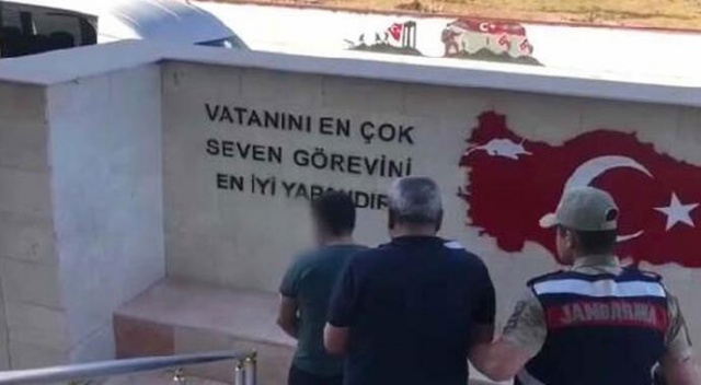 Diyarbakır'da 2 PKK'lı terörist yakalandı Diyarbakır'da 2 PKK'lı terörist yakalandı