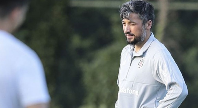 İlhan Mansız büyük sürprizi açıkladı! Beşiktaş'a... İlhan Mansız büyük sürprizi açıkladı! Beşiktaş'a...