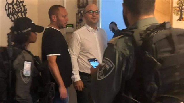 İsrail güçleri Filistin'in Kudüs Bakanı'nı gözaltına aldı İsrail güçleri Filistin'in Kudüs Bakanı'nı gözaltına aldı
