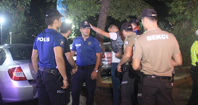 İstanbul’da ‘değnekçi’ operasyonunda 69 kişiye işlem yapıldı İstanbul’da ‘değnekçi’ operasyonunda 69 kişiye işlem yapıldı