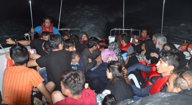 İzmir&#039;de 72 kaçak göçmen yakalandı