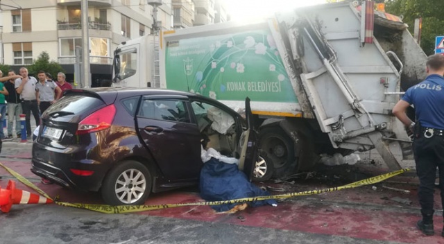 İzmir’de feci trafik kazası: 2 ölü, 2 yaralı