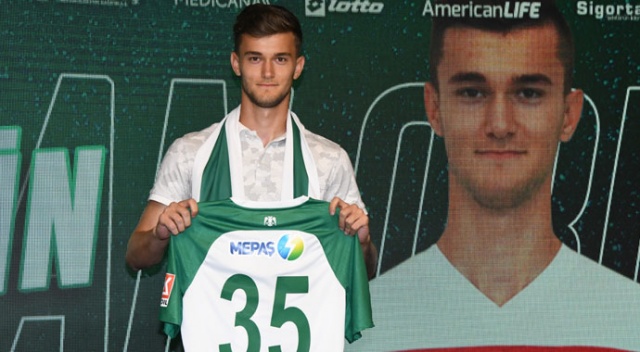 Konyaspor, Ozan Can Oruç&#039;u renklerine bağladı