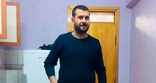 Kulak sıvısı patlayan genç adam hayatını kaybetti