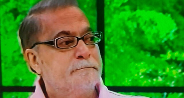 Mehmet Ali Erbil: 'Yürüyemeyeceksem fişimi çekin' dedim! Mehmet Ali Erbil: 'Yürüyemeyeceksem fişimi çekin' dedim!