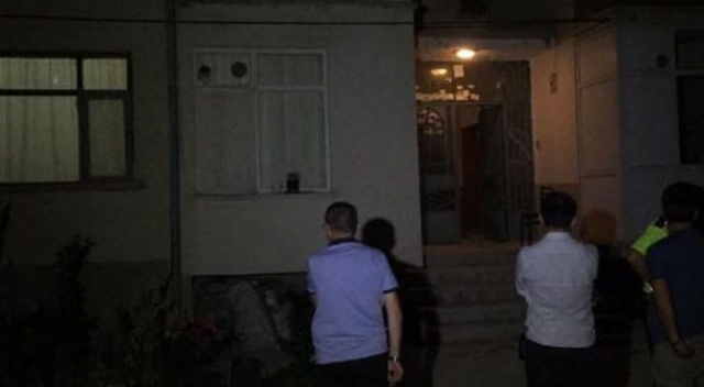 Tartıştığı kocasını keserle öldürdü