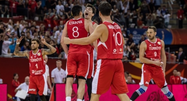 Türkiye, Karadağ’ı 79-74 mağlup etti