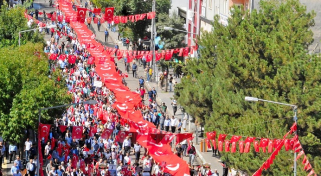 Yurdun dört bir yanında 'Teröre Lanet, Kardeşliğe Davet' mitingleri