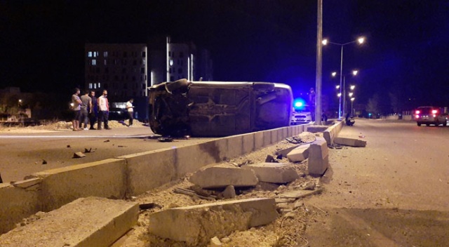 Adıyaman'da otomobil takla attı: 6 yaralı Adıyaman'da otomobil takla attı: 6 yaralı
