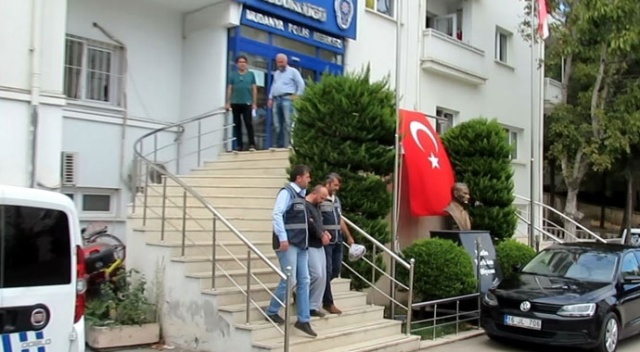 Ağabeyini öldürdü 17 yıl hapis cezası yedi! Ağabeyini öldürdü 17 yıl hapis cezası yedi!