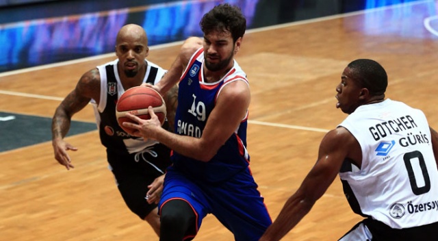 Anadolu Efes, Beşiktaş Sompo Sigorta'yı devirdi