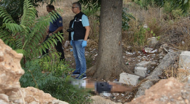 Antalya'da şüpheli ölüm Antalya'da şüpheli ölüm