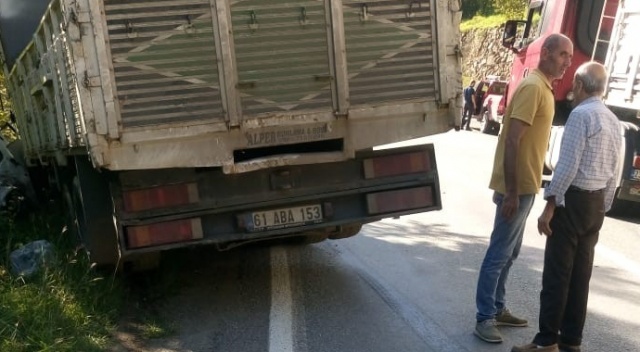 Araklı-Bayburt karayolunda kaza: 2 yaralı