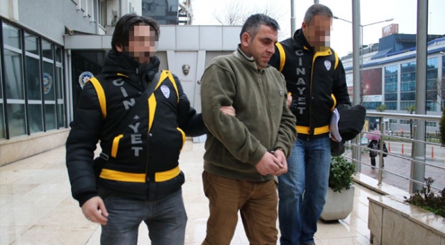 Arkadaşını öldürüp ekmek bıçağı ile parçalara ayırmıştı... Verilen ceza belli oldu! Arkadaşını öldürüp ekmek bıçağı ile parçalara ayırmıştı... Verilen ceza belli oldu!