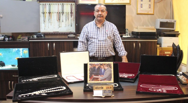 Bankadan kasa kiraladı, 300 adet tespih koleksiyonunu gözü gibi koruyor Bankadan kasa kiraladı, 300 adet tespih koleksiyonunu gözü gibi koruyor