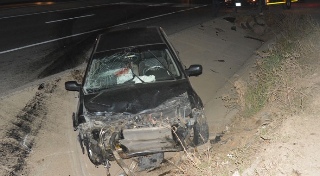 Çanakkale&#039;de otomobiller çarpıştı: 1 ölü, 1 yaralı