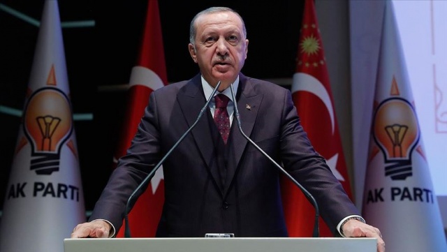Cumhurbaşkanı Erdoğan'dan Fransa'ya sert tepki: 'Terör örgütlerine yardım yataklık yapan bir yönetimsiniz' Cumhurbaşkanı Erdoğan'dan Fransa'ya sert tepki: 'Terör örgütlerine yardım yataklık yapan bir yönetimsiniz'