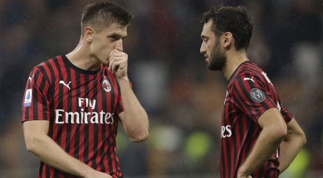 Hakan Çalhanoğlu'nun performansı Milan'a yetmedi Hakan Çalhanoğlu'nun performansı Milan'a yetmedi