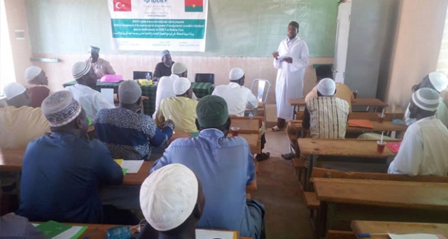 İDDEF Burkina Faso'da 'Eğitim Müessesleri Müfredat Programı' düzenledi İDDEF Burkina Faso'da 'Eğitim Müessesleri Müfredat Programı' düzenledi