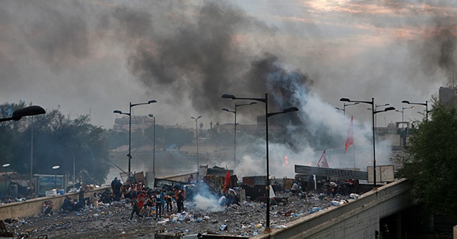 Irak'ta 3 gün içinde ölenlerin sayısı 74'e yükseldi Irak'ta 3 gün içinde ölenlerin sayısı 74'e yükseldi