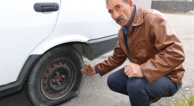 İşe gitmek için arabasının başına geldiğinde şok yaşadı İşe gitmek için arabasının başına geldiğinde şok yaşadı
