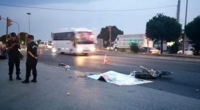 İzmir'de feci kaza: Anne ve oğlundan acı haber İzmir'de feci kaza: Anne ve oğlundan acı haber