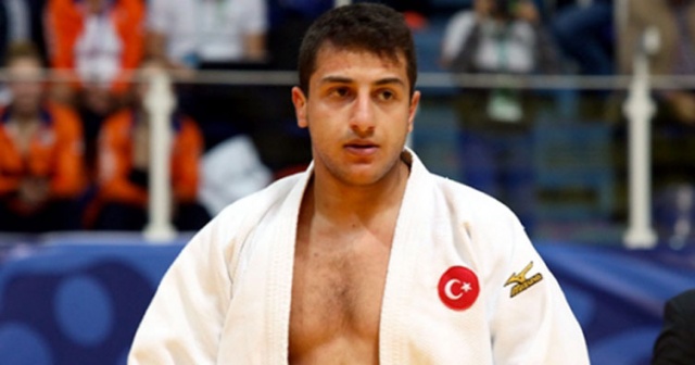 Milli judocu Bilal Çiloğlu altın madalya kazandı Milli judocu Bilal Çiloğlu altın madalya kazandı