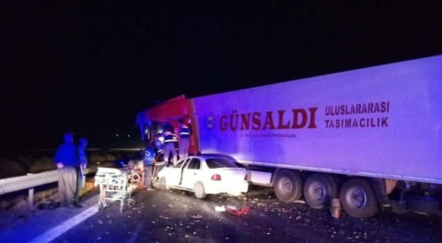 Nurdağı’nda zincirleme kaza: 1 ölü, 3 yaralı Nurdağı’nda zincirleme kaza: 1 ölü, 3 yaralı