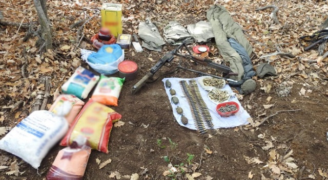 PKK’ya ait silah ve mühimmat ele geçirildi PKK’ya ait silah ve mühimmat ele geçirildi