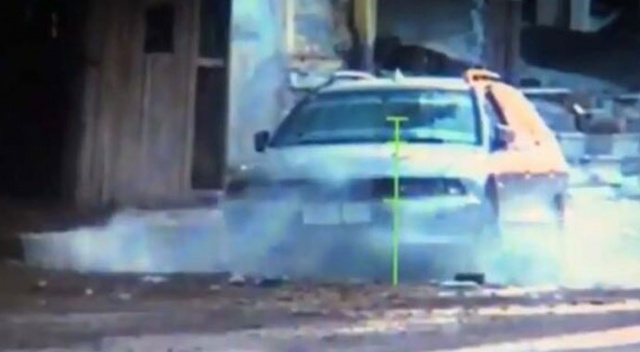 Tel Abyad'da bomba yüklü araç kontrollü şekilde tahrip edildi Tel Abyad'da bomba yüklü araç kontrollü şekilde tahrip edildi