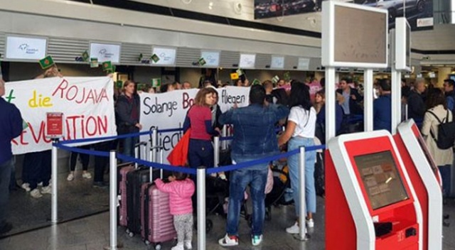 Terör örgütü PKK yandaşları, Frankfurt Havalimanı'nda Türklere saldırdı Terör örgütü PKK yandaşları, Frankfurt Havalimanı'nda Türklere saldırdı