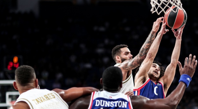 THY Euroleague: Anadolu Efes: 76 - Real Madrid: 60
