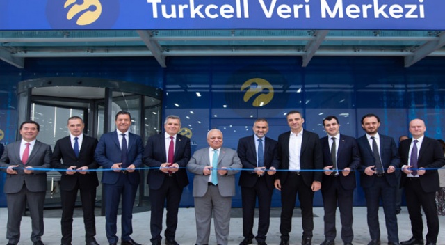 3 ayda 526 bin müşteri kazanan Turkcell’den dev yatırım 3 ayda 526 bin müşteri kazanan Turkcell’den dev yatırım