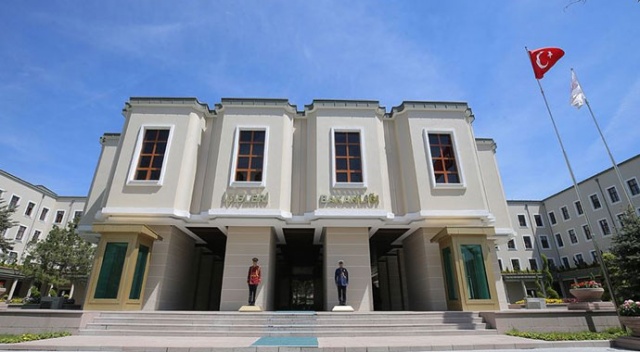 8 günde 15 yabancı DEAŞ'lı terörist ülkelerine gönderildi 8 günde 15 yabancı DEAŞ'lı terörist ülkelerine gönderildi