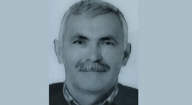 Ağaç budamak için çatıya çıkmıştı... Bir anda arkadaşlarının önünde yere yığılıp öldü!