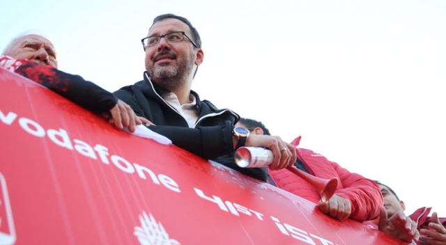 Bakan Kasapoğlu: “Uzun vadeli bir spor toplumu olma yolunda ilerliyoruz”