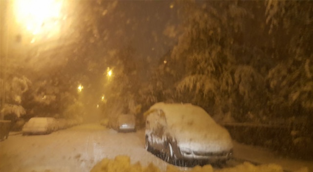 Bayburt&#039;ta kar yağışı etkisini artırdı